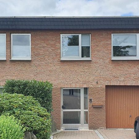 Ferienwohnungen Am Finkenweg Bestwig Bagian luar foto