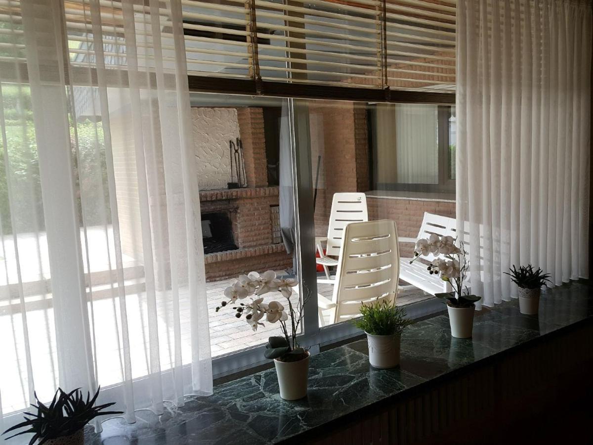 Ferienwohnungen Am Finkenweg Bestwig Bagian luar foto