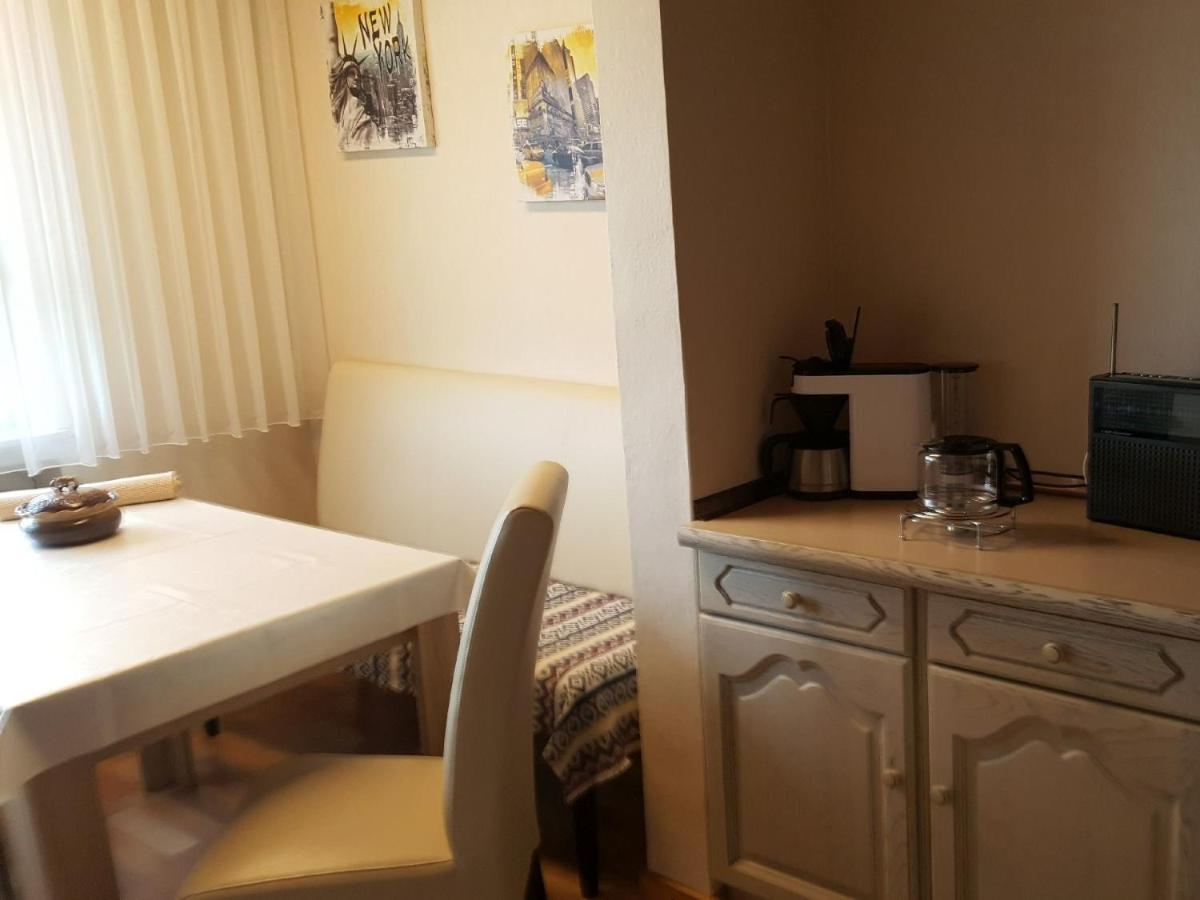 Ferienwohnungen Am Finkenweg Bestwig Bagian luar foto
