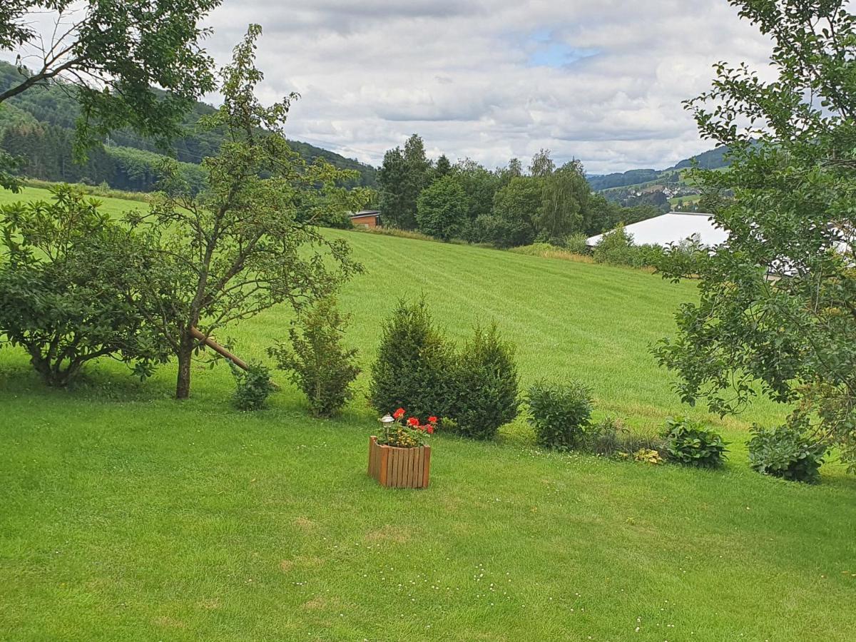 Ferienwohnungen Am Finkenweg Bestwig Bagian luar foto
