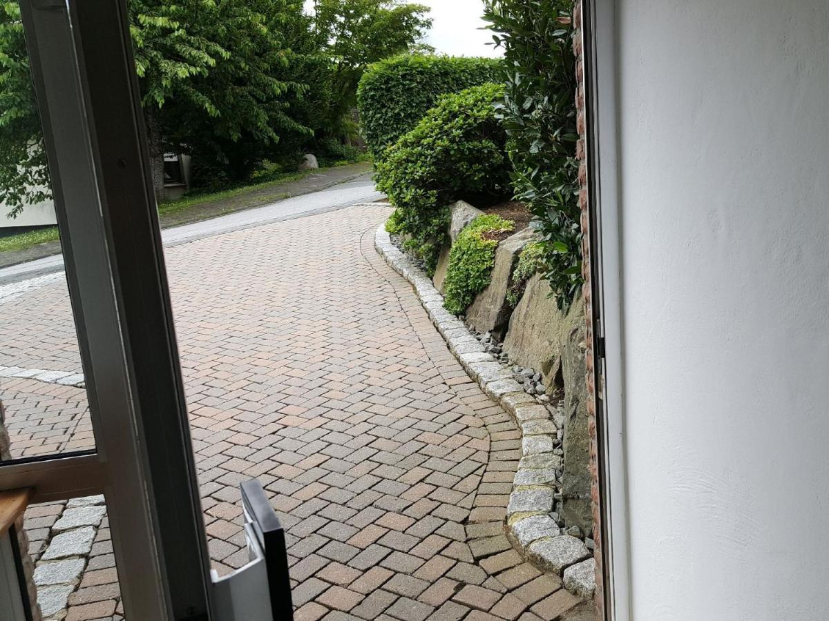 Ferienwohnungen Am Finkenweg Bestwig Bagian luar foto